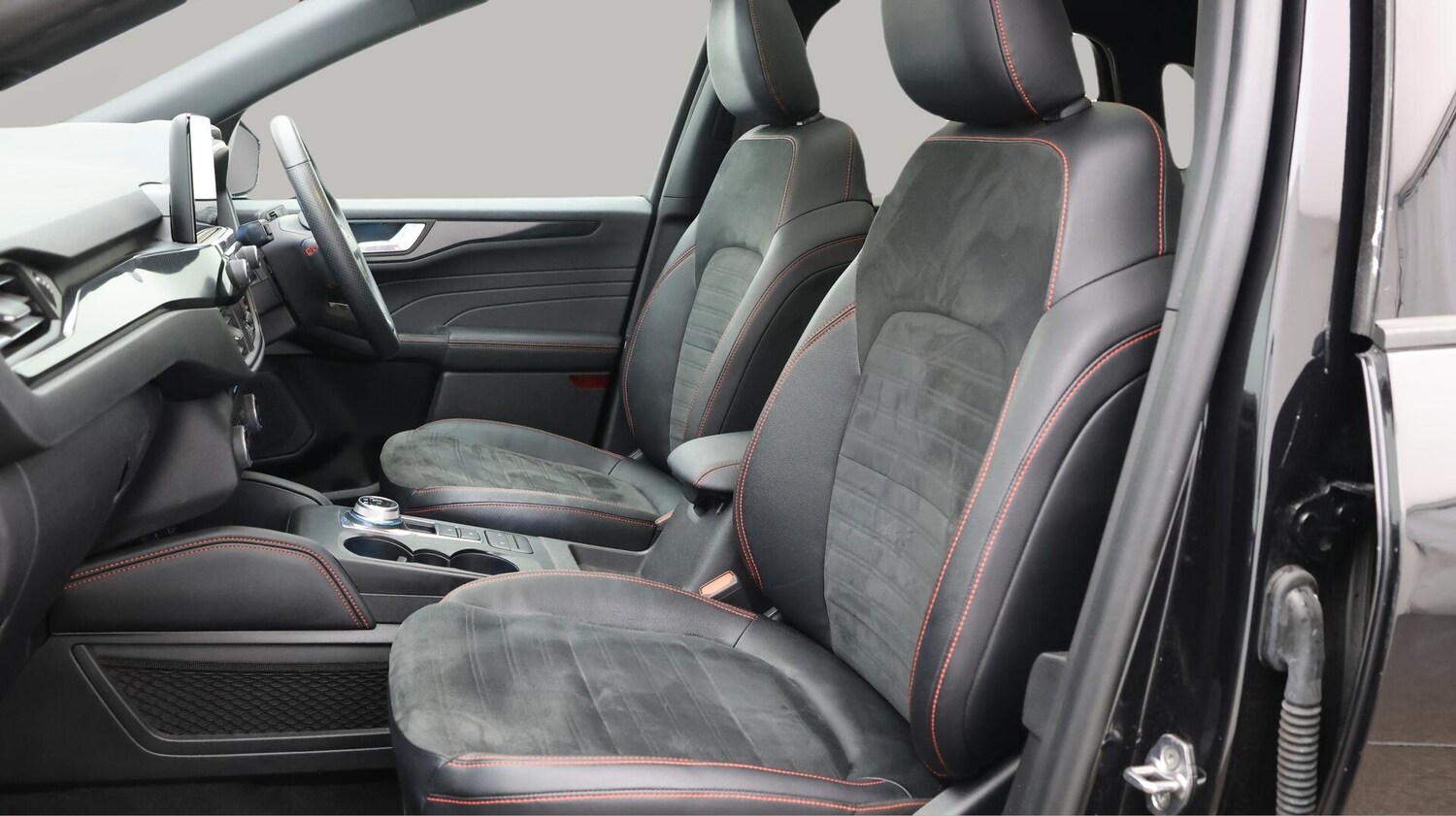 Used Ford Kuga 2022 for sale - 76498763: Photo 15