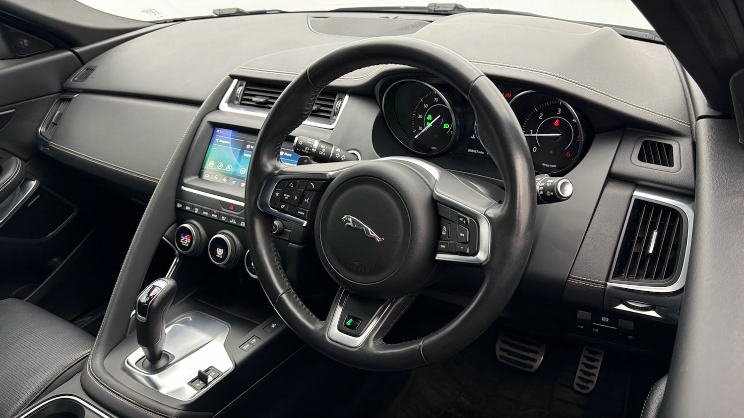 Used Jaguar E-Pace 2020 for sale - 78211796: Photo 9