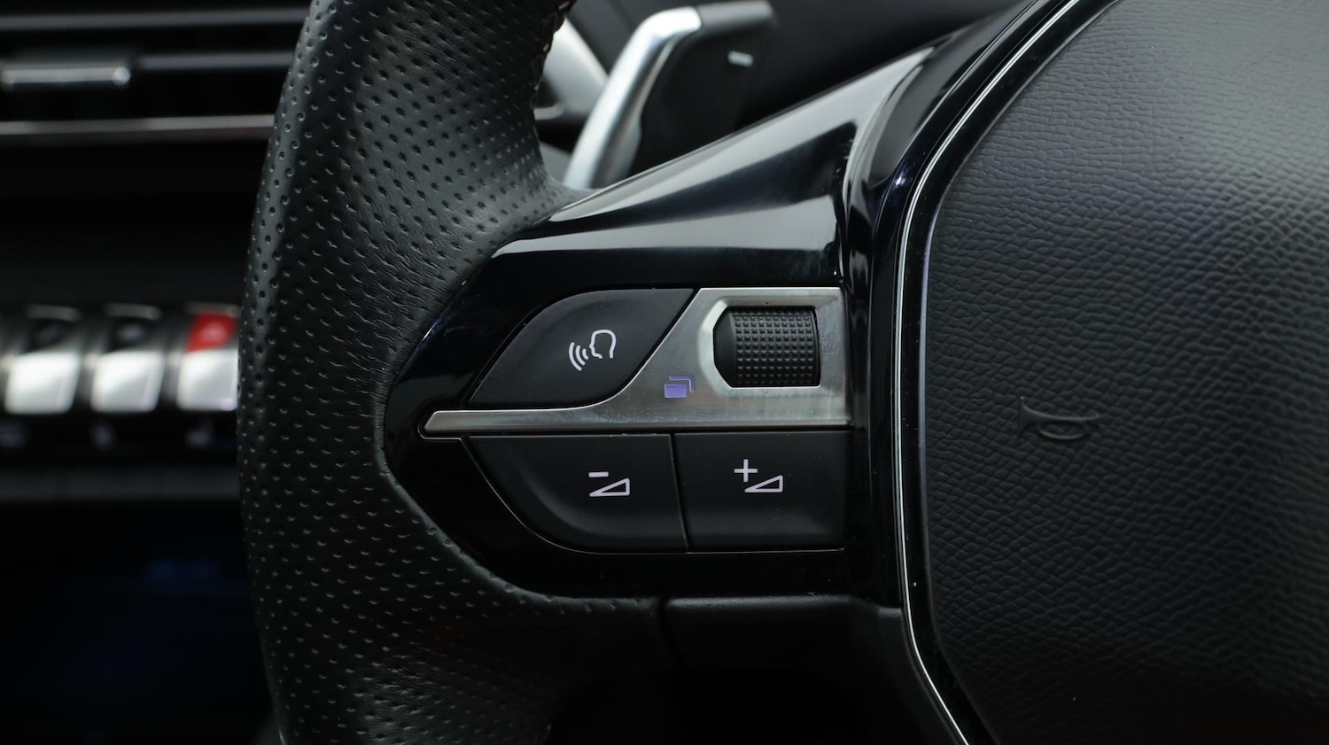 Used Peugeot 5008 2020 for sale - 77606311: Photo 27