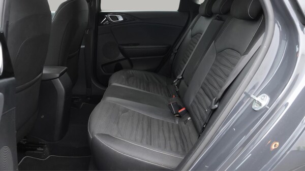 Used Kia Ceed 2022 for sale - 76260137: Photo 17