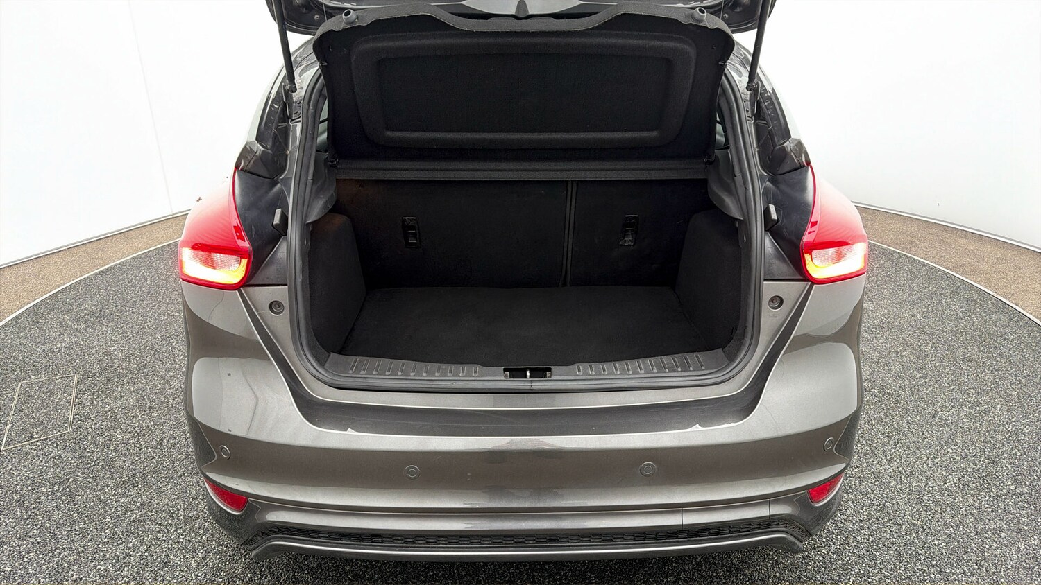 Used Ford Focus 2018 for sale - 78190419: Photo 16