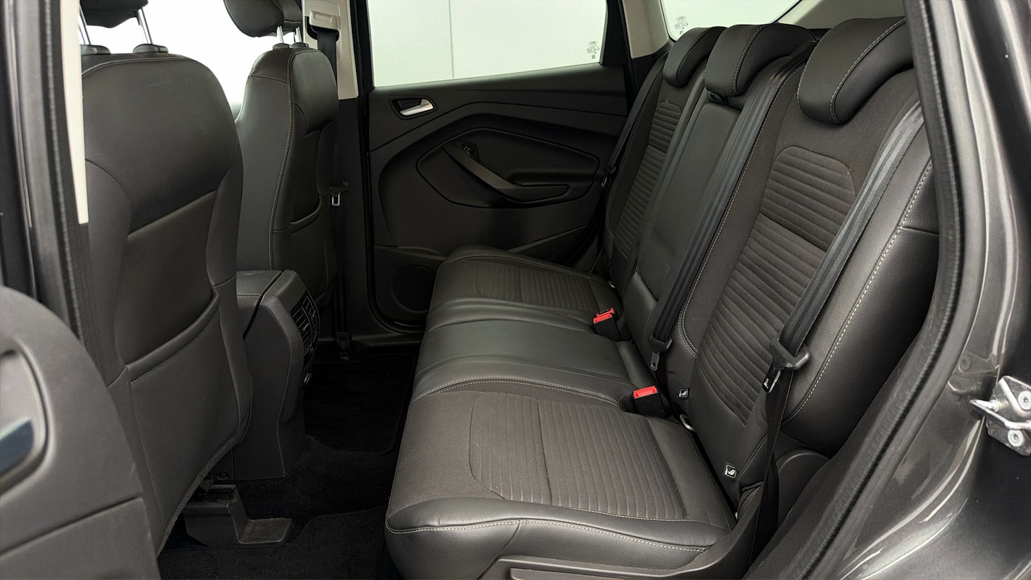 Used Ford Kuga 2018 for sale - 77973835: Photo 15