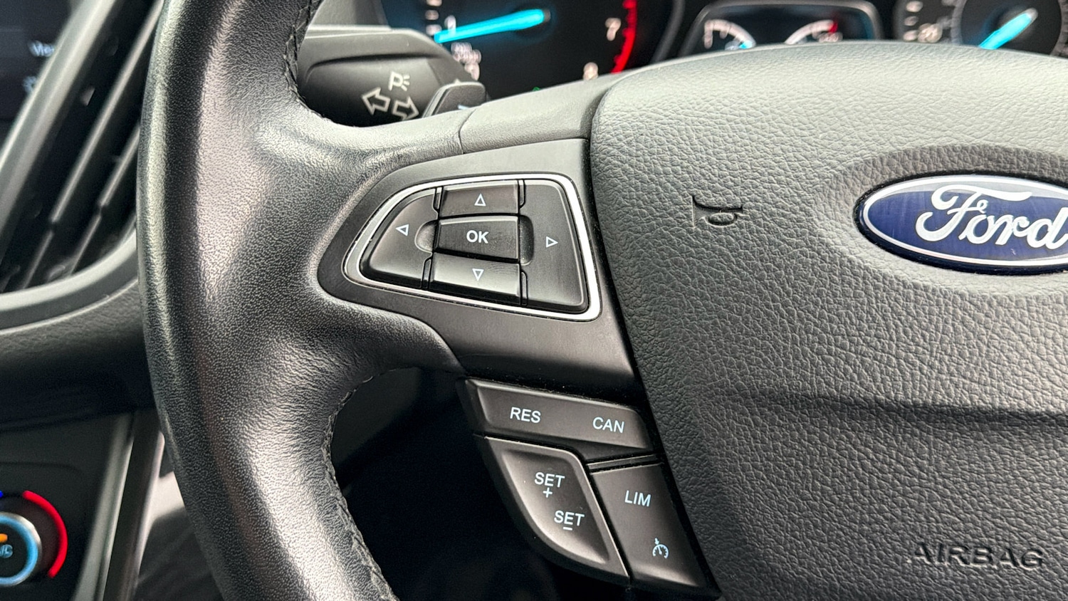 Used Ford Kuga 2018 for sale - 77973835: Photo 23