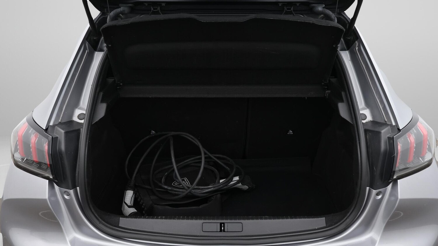 Used Peugeot E-208 2022 for sale - 76294875: Photo 18