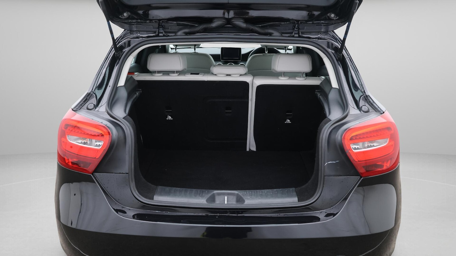 Used Mercedes-Benz A-Class 2017 for sale - 76538634: Photo 18