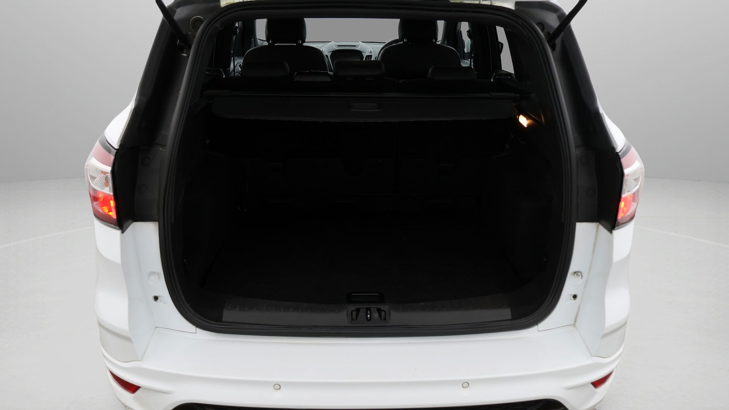 Used Ford Kuga 2018 for sale - 77681610: Photo 17