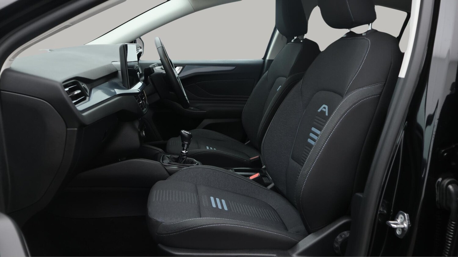 Used Ford Focus 2023 for sale - 76498656: Photo 15