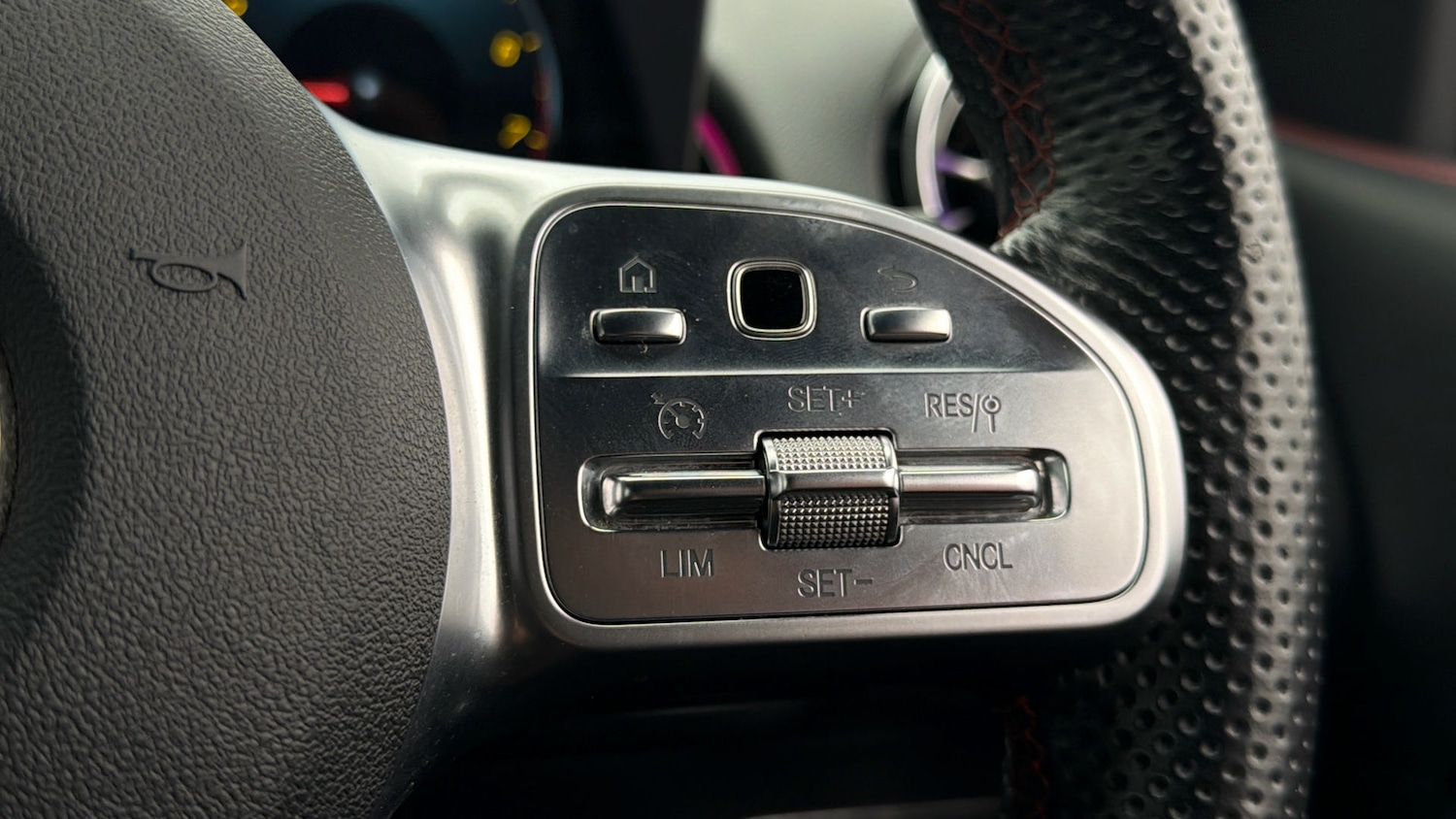 Used Mercedes-Benz GLB 2022 for sale - 78000412: Photo 24