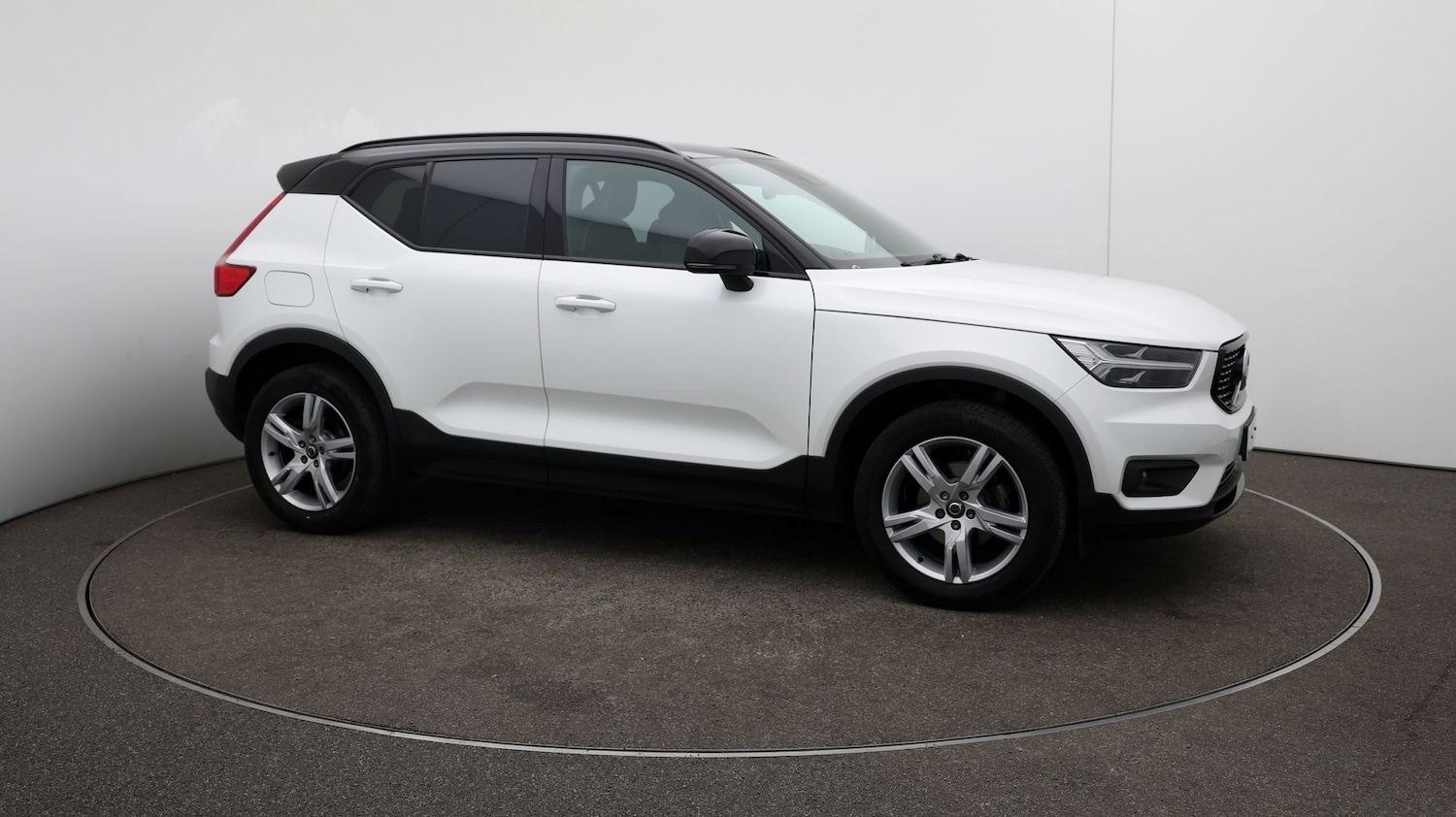 Used Volvo XC40 2020 for sale - 76810606: Photo 36