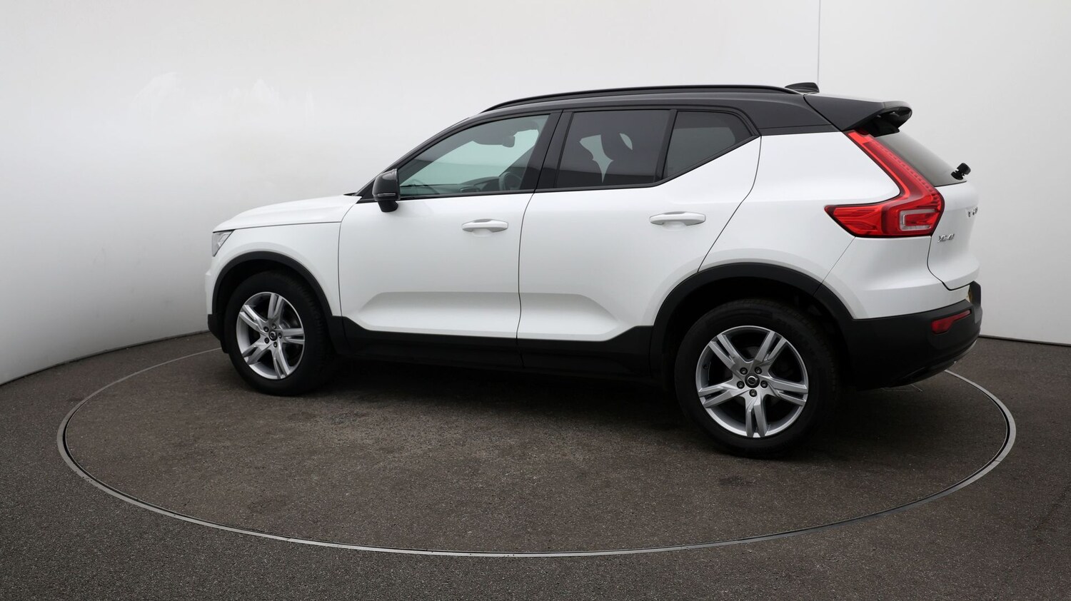 Used Volvo XC40 2020 for sale - 76810606: Photo 37