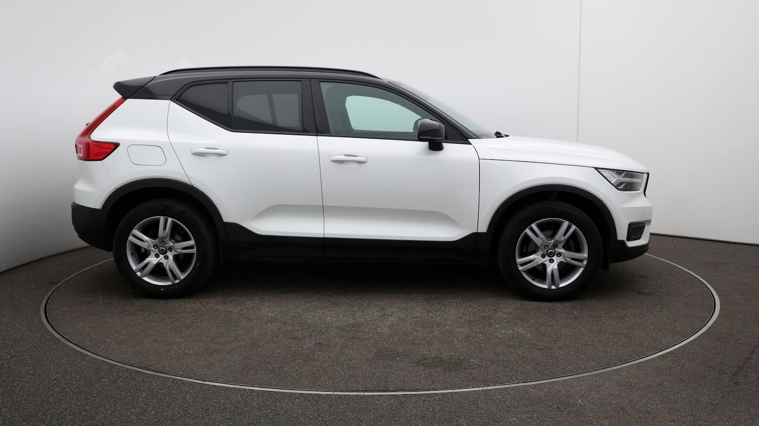 Used Volvo XC40 2020 for sale - 76810606: Photo 39