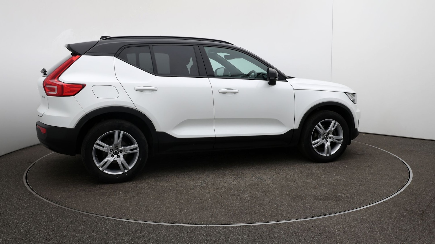 Used Volvo XC40 2020 for sale - 76810606: Photo 41