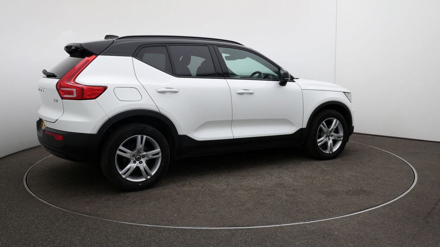 Used Volvo XC40 2020 for sale - 76810606: Photo 42