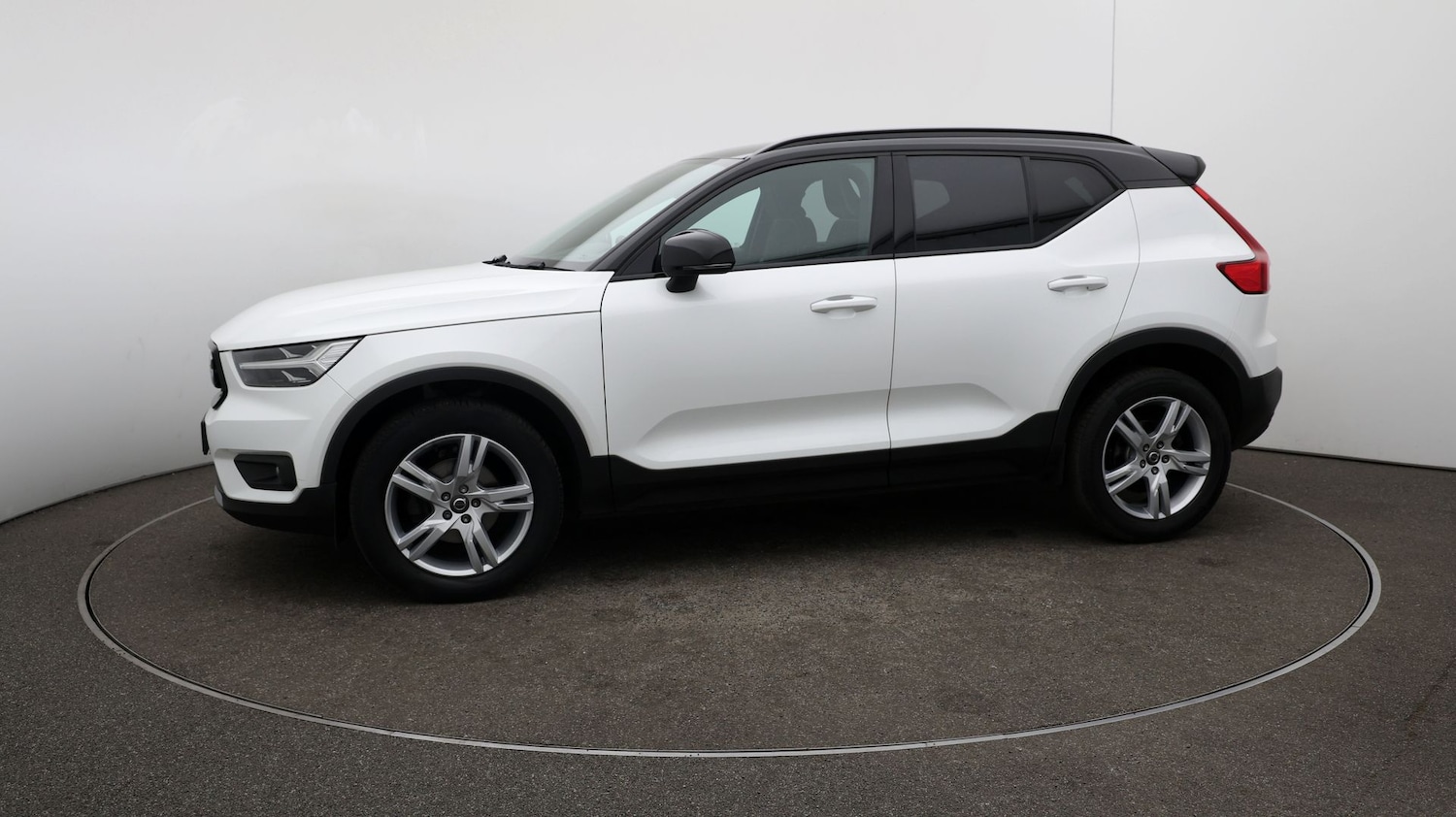 Used Volvo XC40 2020 for sale - 76810606: Photo 56