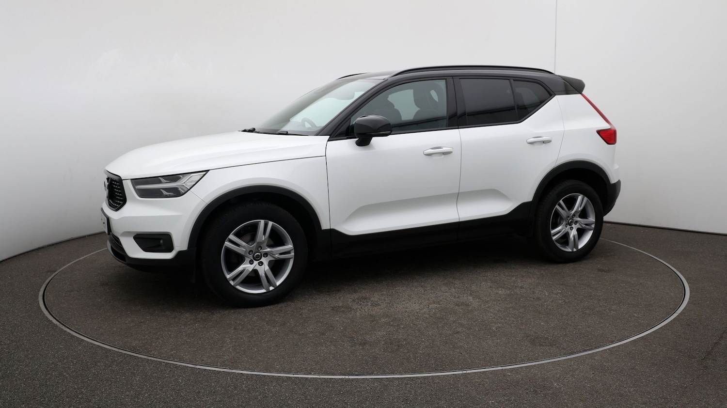 Used Volvo XC40 2020 for sale - 76810606: Photo 57