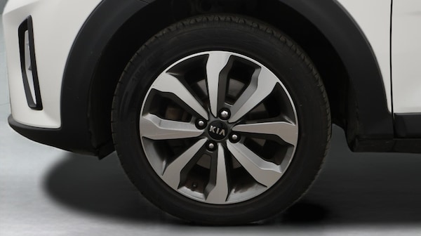 Used Kia Stonic 2021 for sale - 76084715: Photo 19