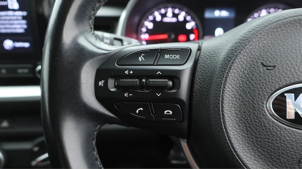 Used Kia Stonic 2021 for sale - 76084715: Photo 24