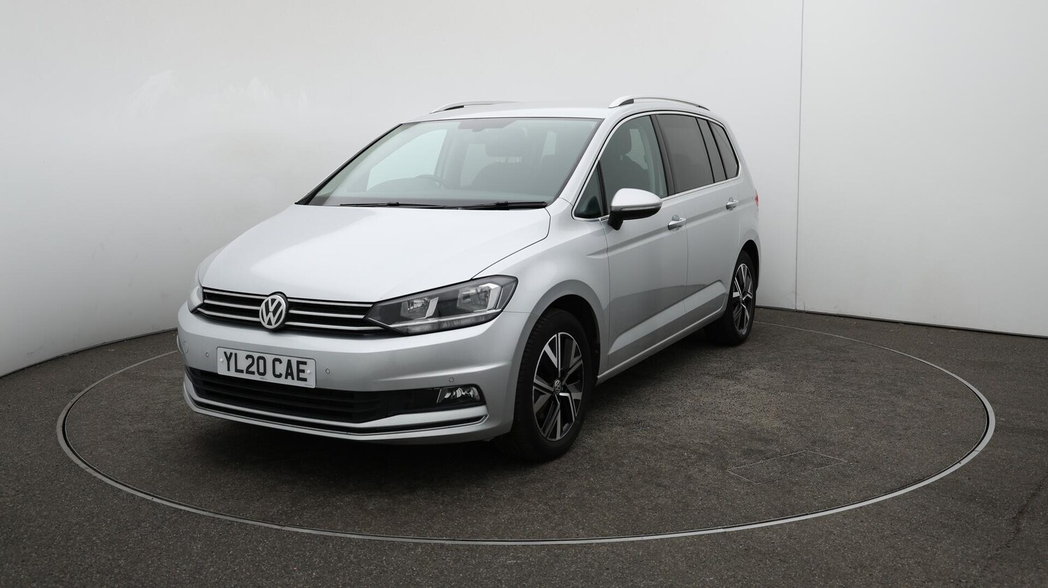 Used Volkswagen Touran 2020 for sale - 76166686: Photo 39
