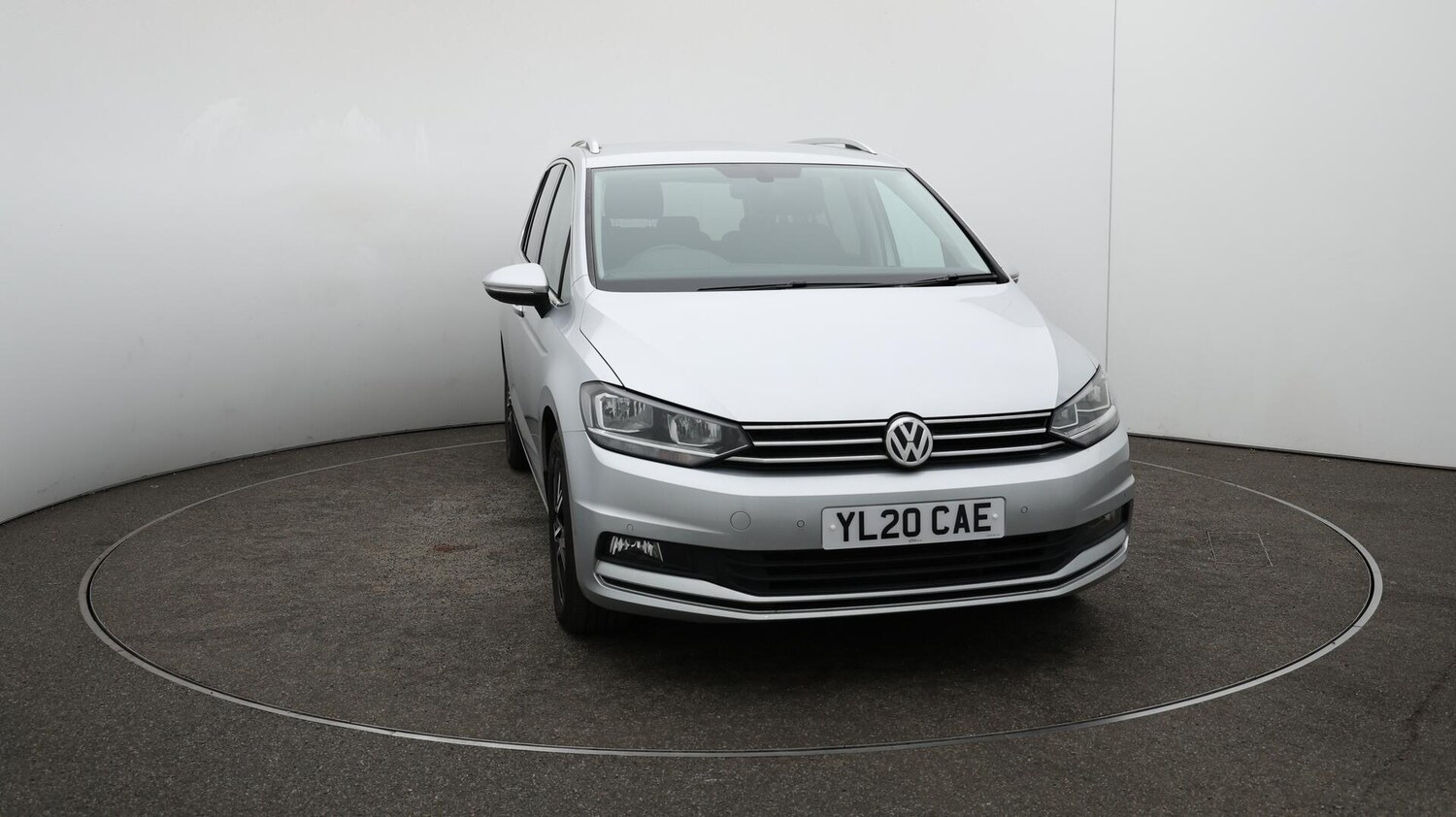 Used Volkswagen Touran 2020 for sale - 76166686: Photo 43