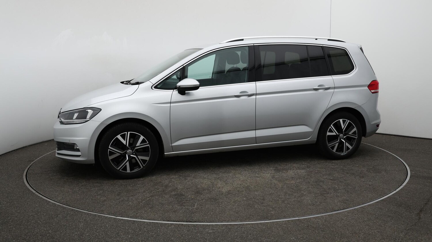 Used Volkswagen Touran 2020 for sale - 76166686: Photo 68