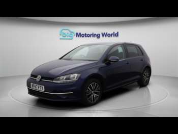 Used Volkswagen Golf 2017 for sale - 74828916: Photo