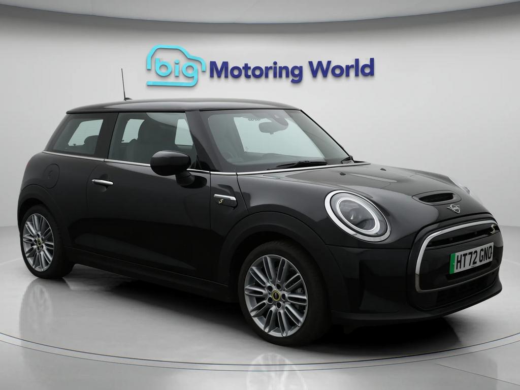 Used MINI Hatch 2023 for sale - 76689957: Photo 1