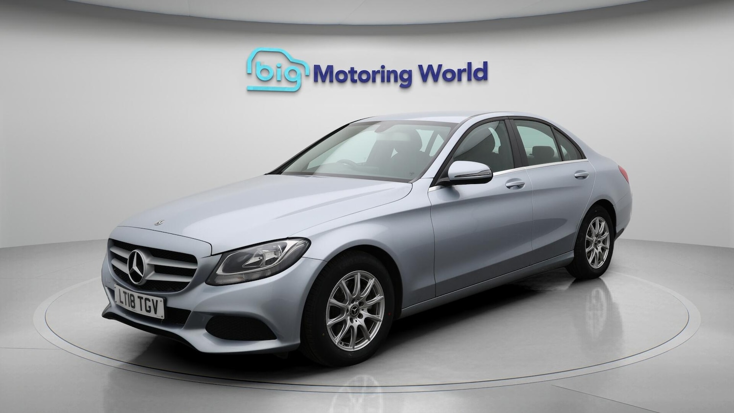 Used Mercedes-Benz C Class 2018 for sale - 76440841: Photo 4