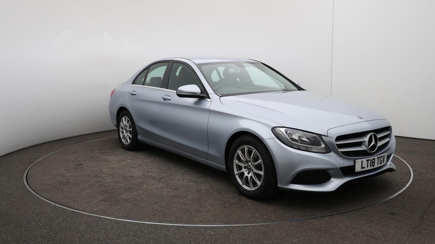 Used Mercedes-Benz C Class 2018 for sale - 76440841: Photo 43