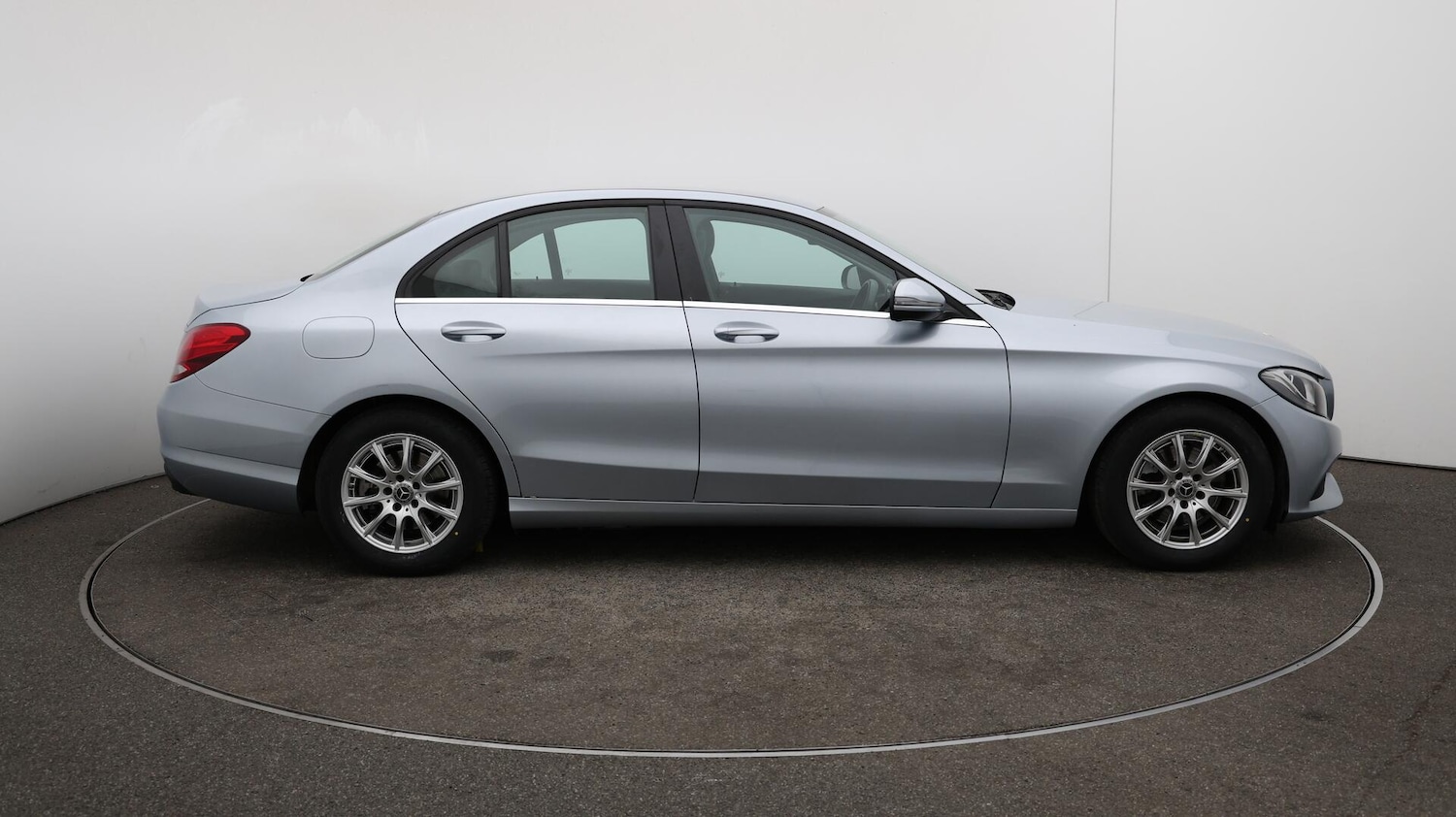 Used Mercedes-Benz C Class 2018 for sale - 76440841: Photo 49