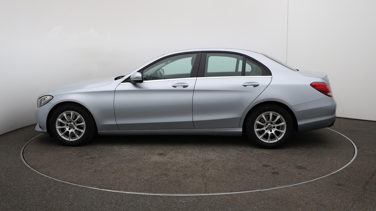 Used Mercedes-Benz C Class 2018 for sale - 76440841: Photo 64