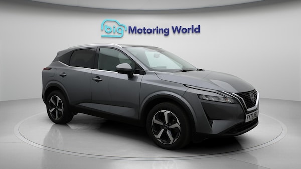 Used Nissan Qashqai 2022 for sale - 76337506: Photo 2