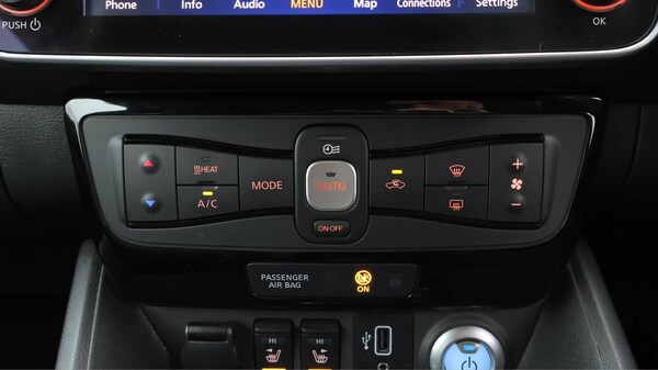 Used Nissan Leaf 2019 for sale - 76226172: Photo 13