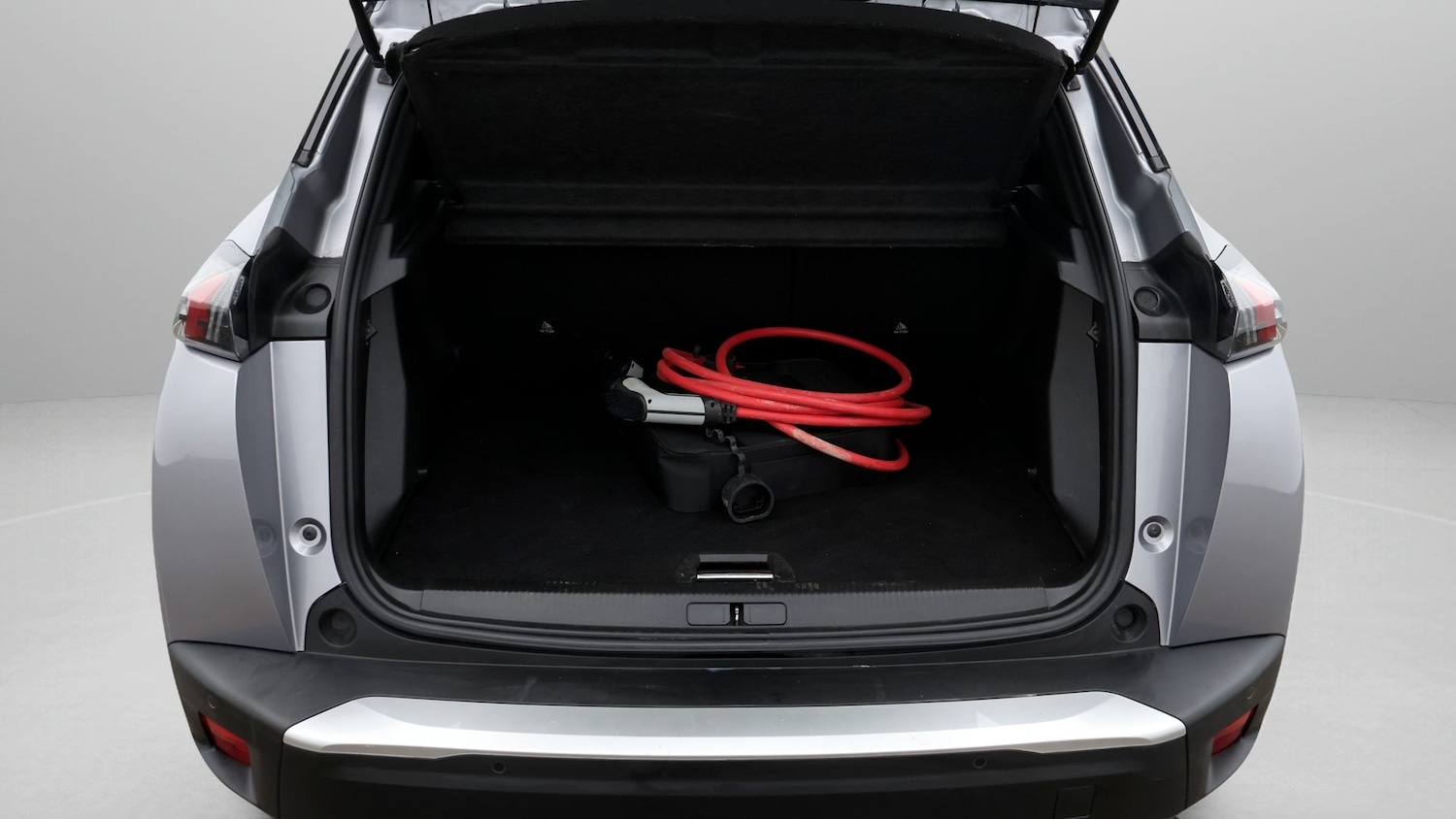 Used Peugeot 2008 2023 for sale - 77640461: Photo 17