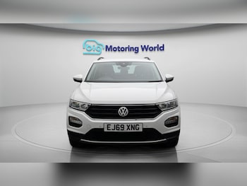 Used Volkswagen T-Roc 2020 for sale - 79120706: Photo