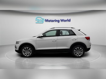 Used Volkswagen T-Roc 2020 for sale - 79120706: Photo
