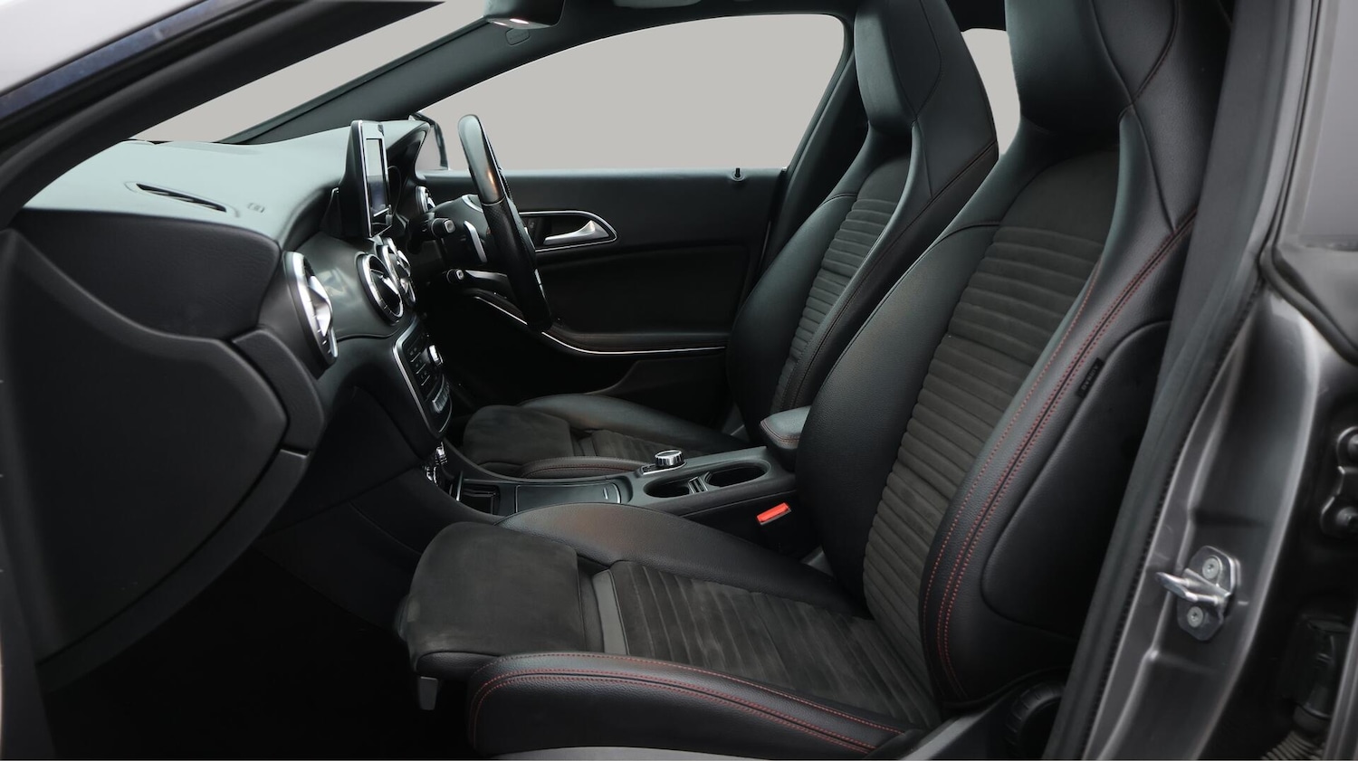 Used Mercedes-Benz CLA 2018 for sale - 76646269: Photo 15