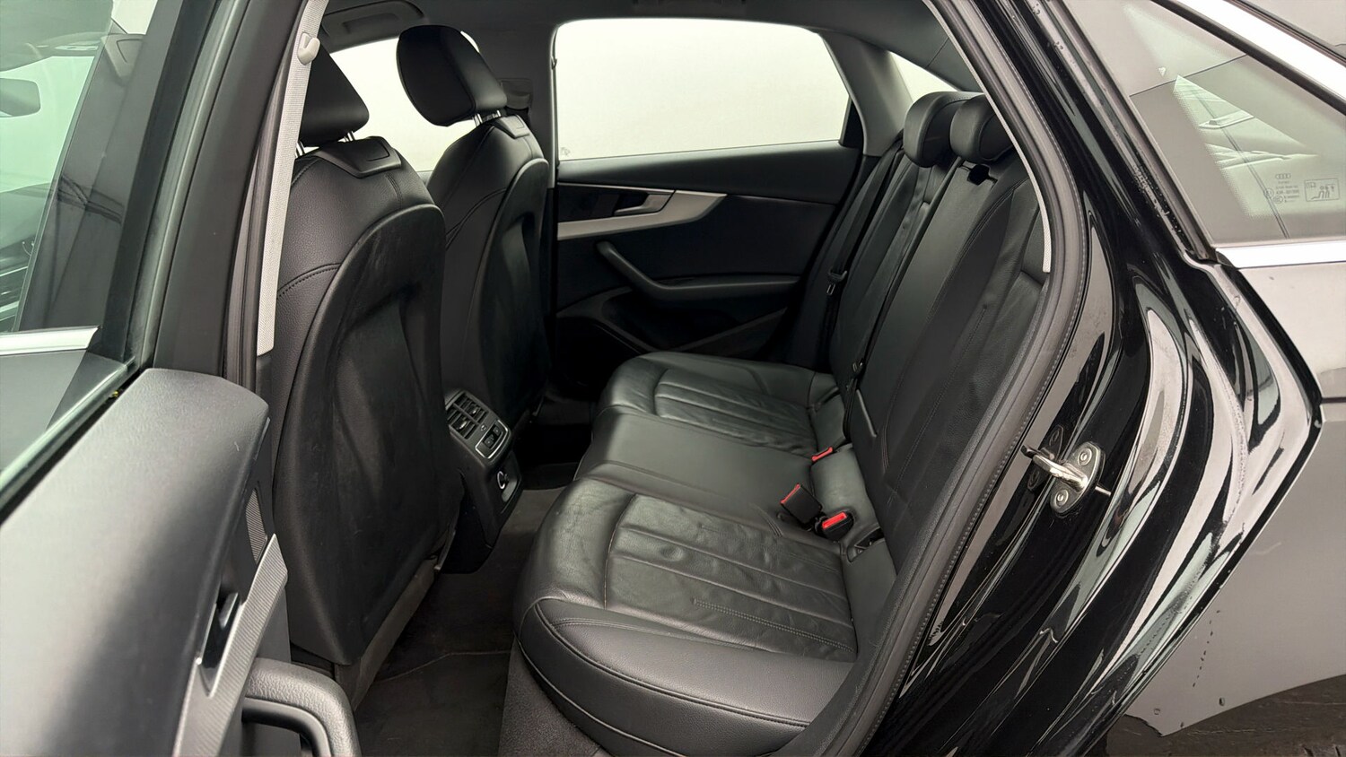 Used Audi A4 2019 for sale - 77902646: Photo 15