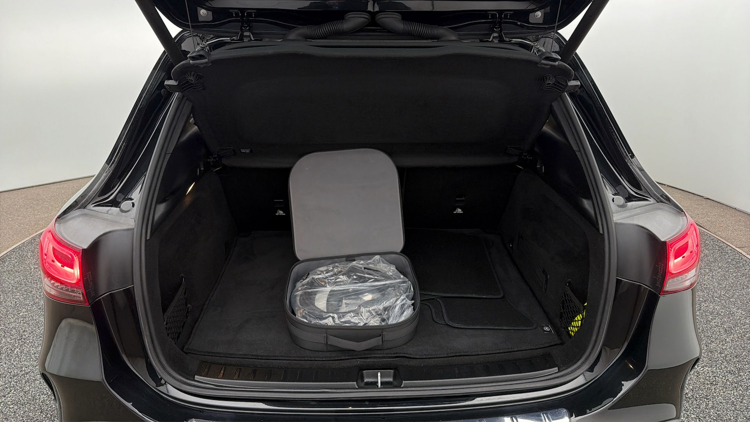 Used Mercedes-Benz EQA 2023 for sale - 78150479: Photo 16