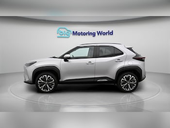 Used Toyota Yaris Cross 2023 for sale - 79030276: Photo