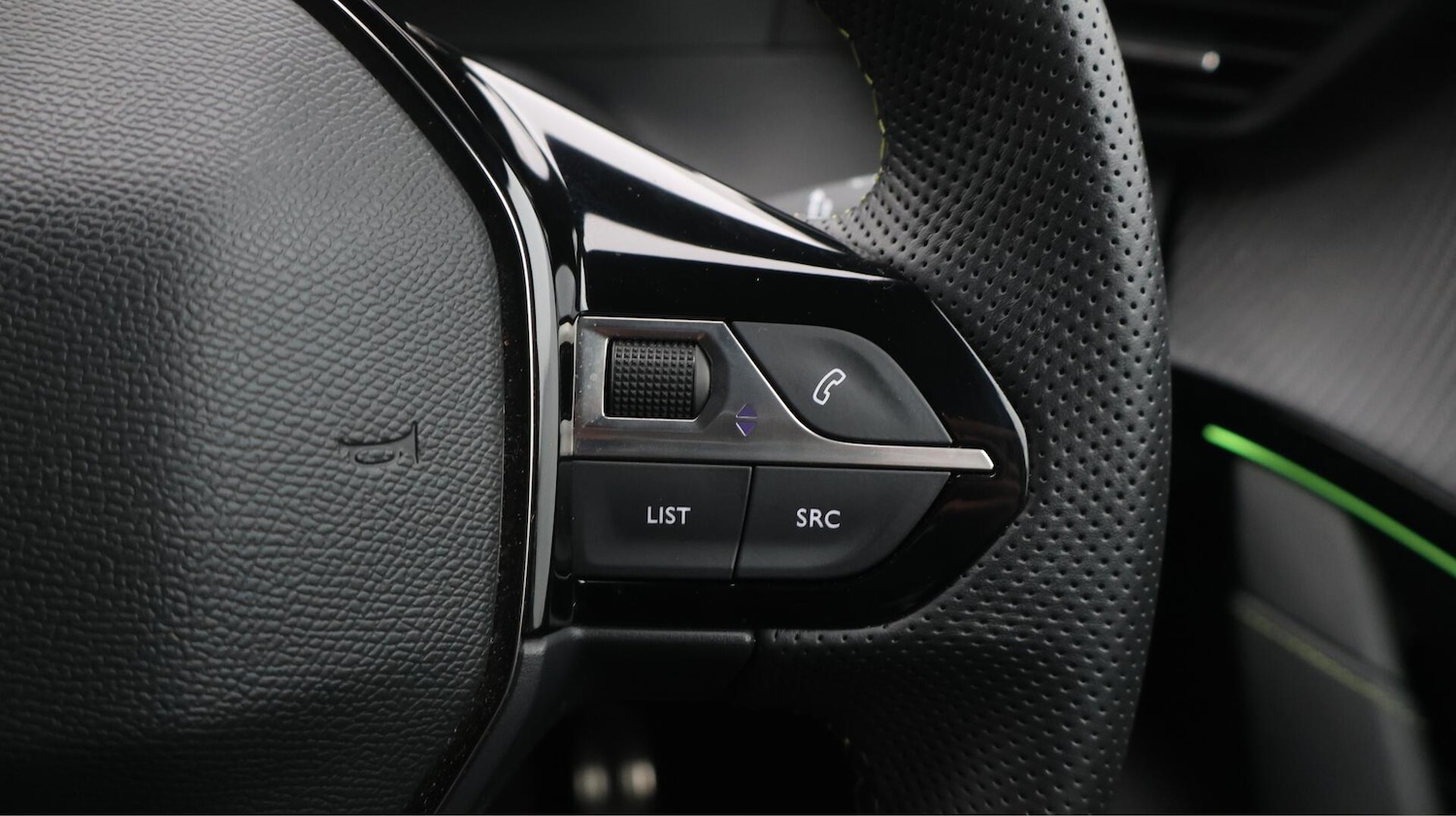 Used Peugeot 208 for sale - 76485872: Photo 24