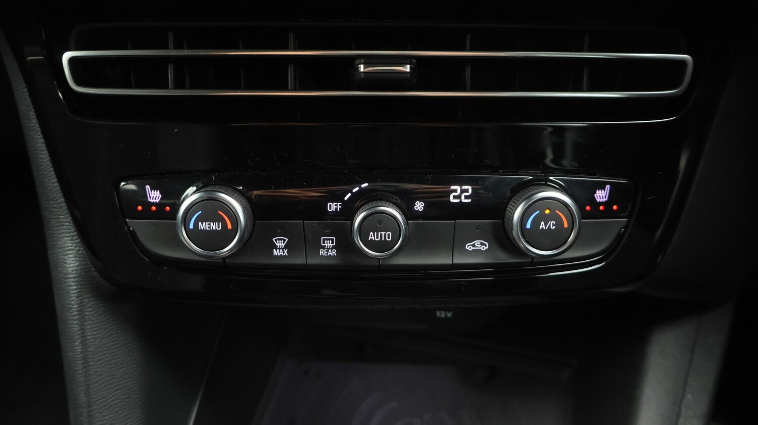 Used Vauxhall Mokka Electric 2023 for sale - 76633078: Photo 13