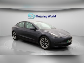 Used Tesla Model 3 2020 for sale - 76270739: Photo 2
