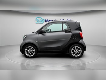 Used smart fortwo 2019 for sale - 78331623: Photo