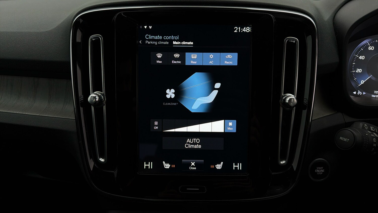 Used Volvo XC40 2021 for sale - 78210359: Photo 11