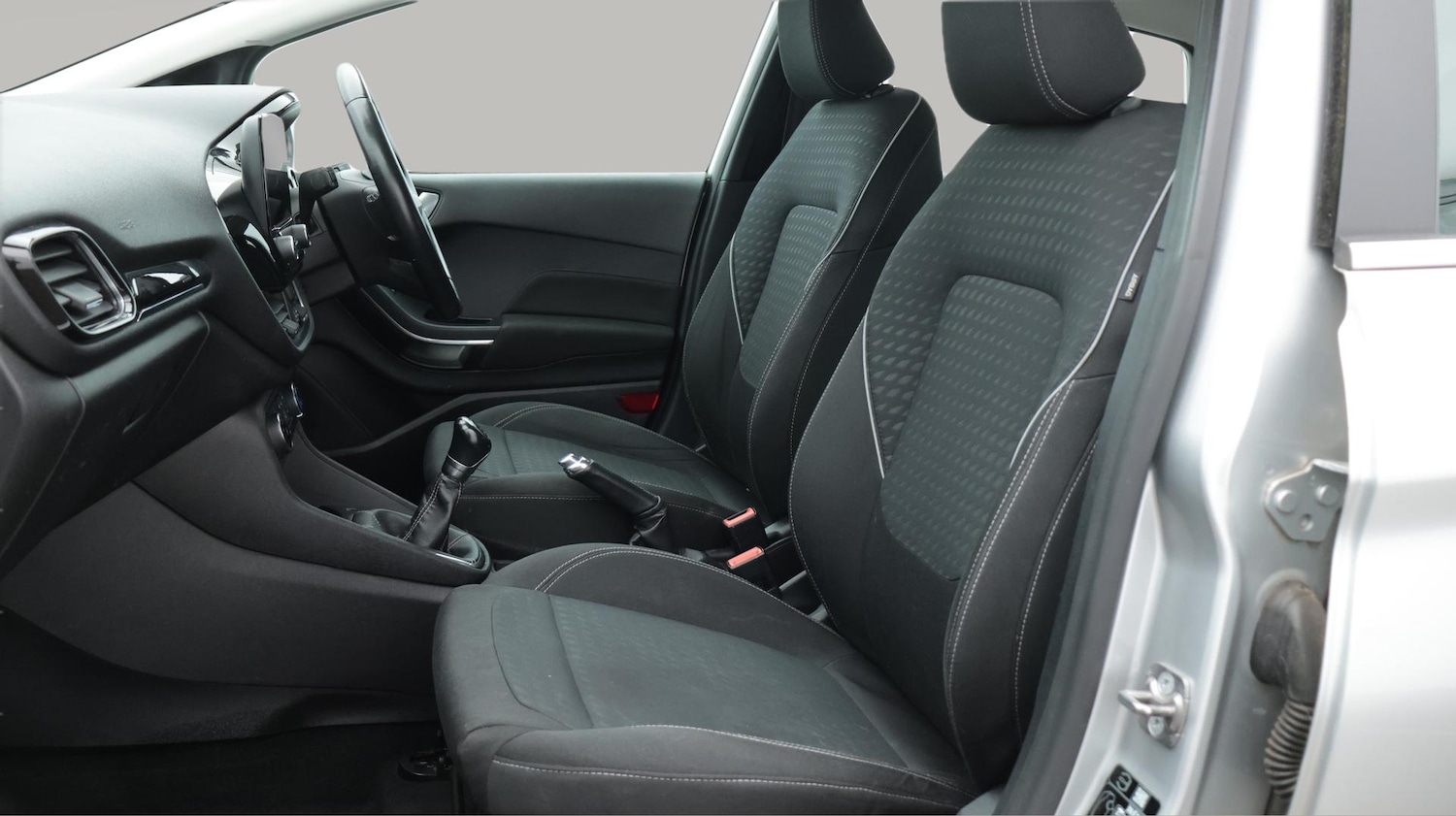 Used Ford Fiesta 2018 for sale - 76073136: Photo 15