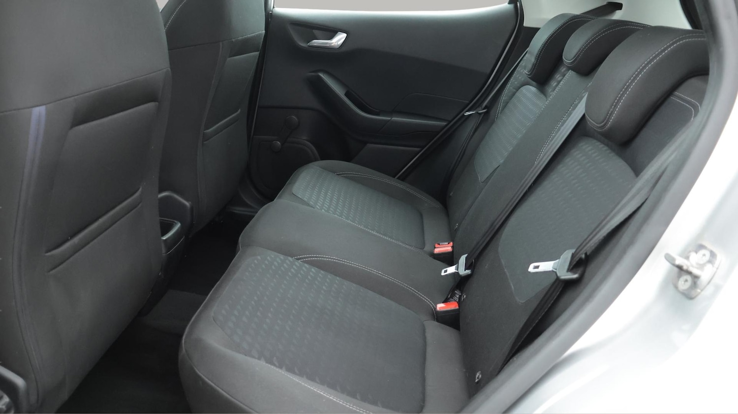 Used Ford Fiesta 2018 for sale - 76073136: Photo 17