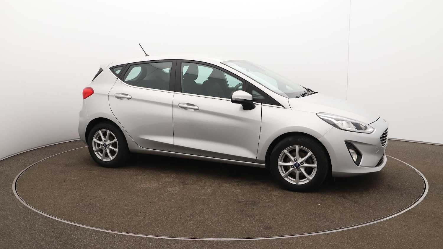 Used Ford Fiesta 2018 for sale - 76073136: Photo 46