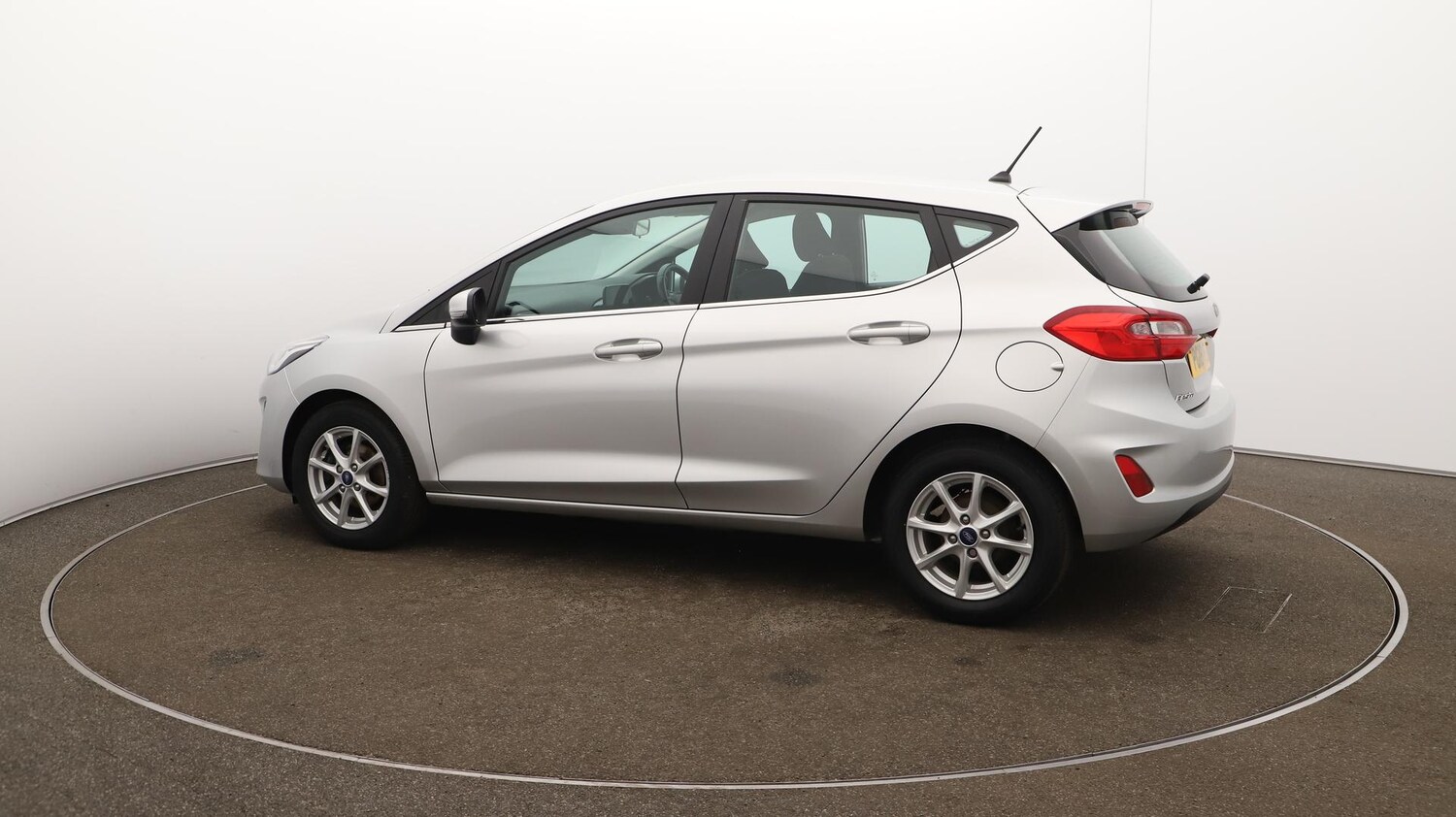 Used Ford Fiesta 2018 for sale - 76073136: Photo 47