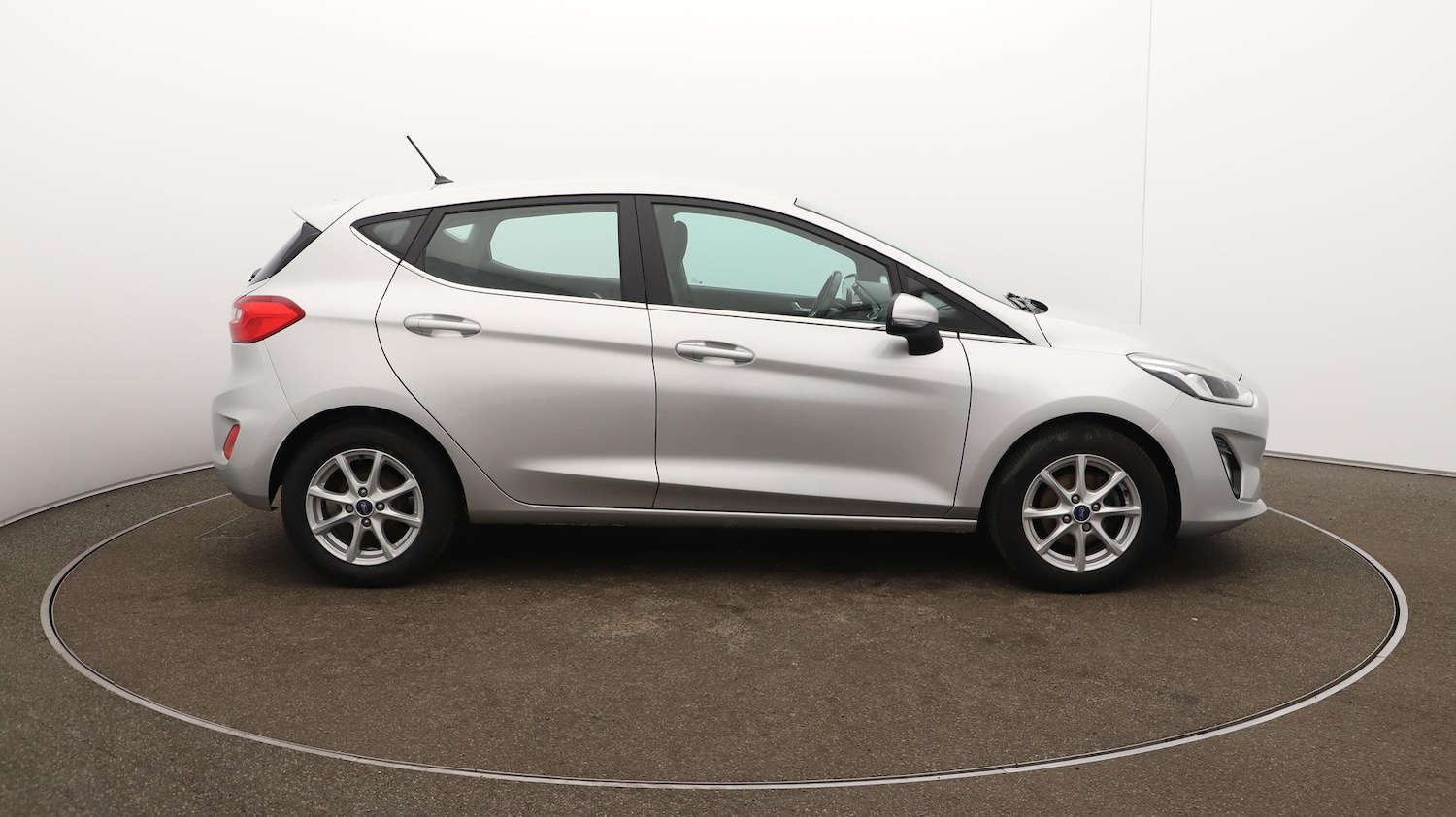 Used Ford Fiesta 2018 for sale - 76073136: Photo 49
