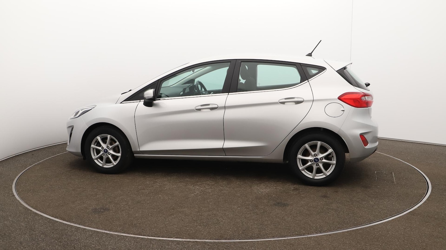 Used Ford Fiesta 2018 for sale - 76073136: Photo 58
